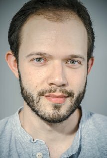 фото Адам Лизар