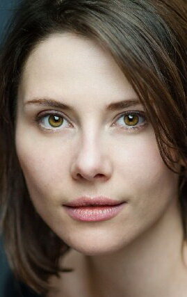 фото Оливия Мейс