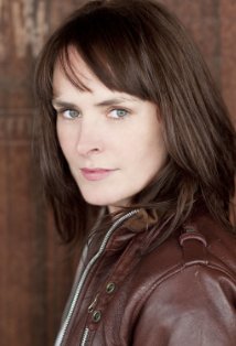 фото Аманда Логан