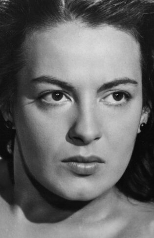 фото Ивонн Сансон