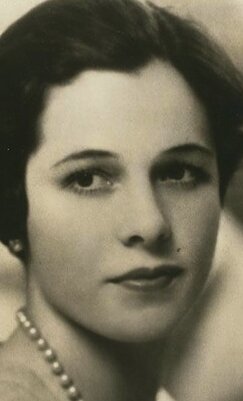 фото Корнелия Отис Скиннер