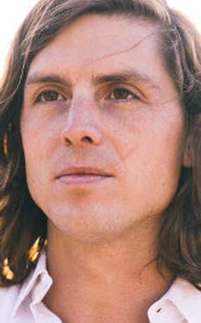 фото Эрик Холл