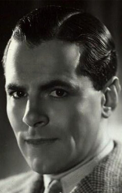 фото Джон Лодж