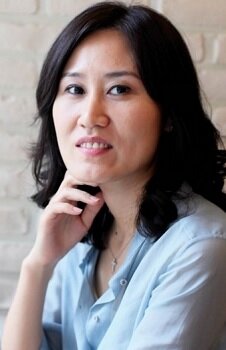 фото Пэ Ю-ми