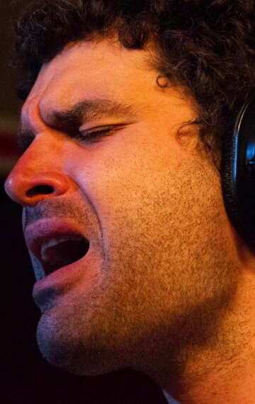 фото Оливер Пижотт