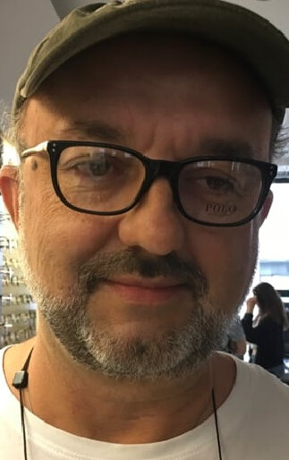 фото Бернард Аттал