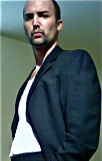 фото Арон Майкл Томпсон