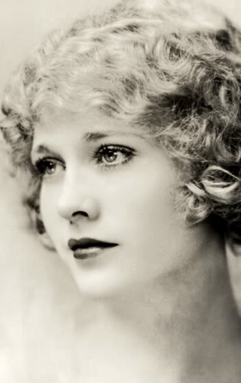 фото Эстер Ралстон