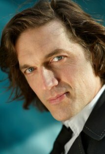 фото Том Месмер