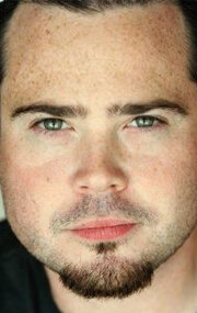 фото Джастин Урих