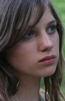 фото Пенелоп Левек