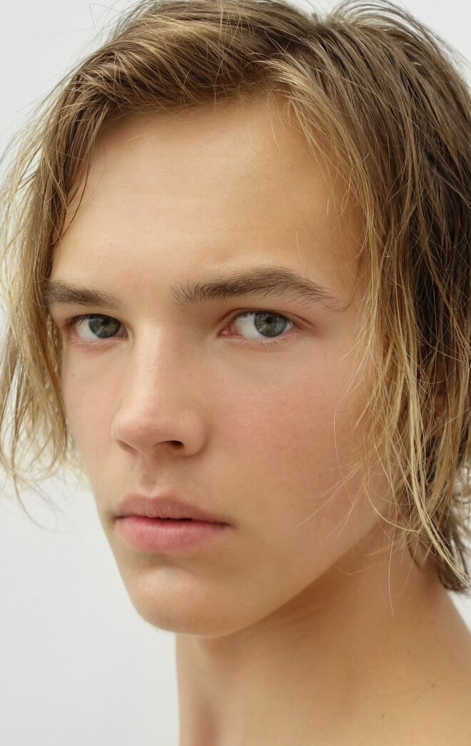 фото Стэнли Саймонс