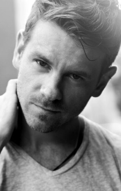 фото Ник Симпсон-Дикс