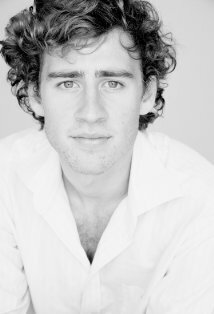 фото Seaton Kay-Smith