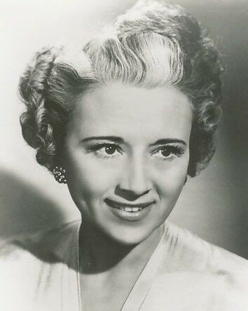 фото Бесс Флауэрс