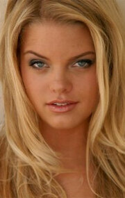 фото Эбби Данн