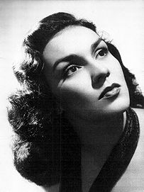 фото Ракель Ревуэльта