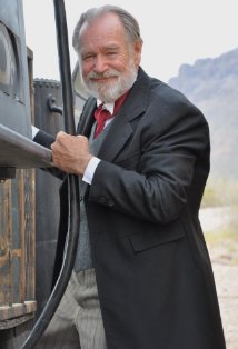 фото Ньюэлл Александр