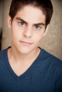 фото Райан Акин