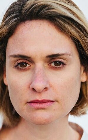 фото Джулия Бекер