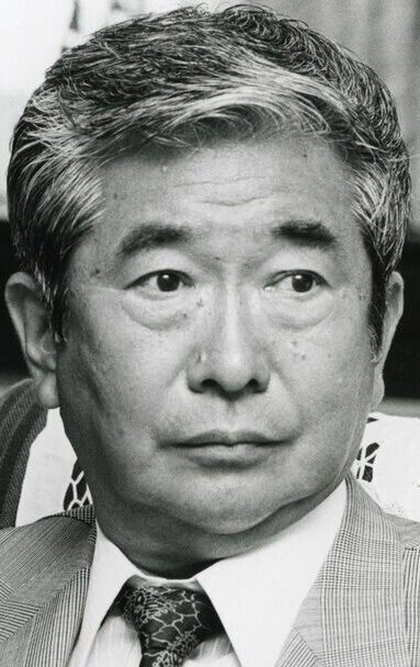 фото Синтаро Исихара