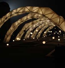 фото Нат Джонс