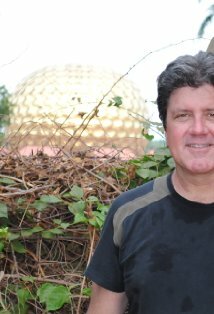 фото Джеймс Ф. Трусдейл