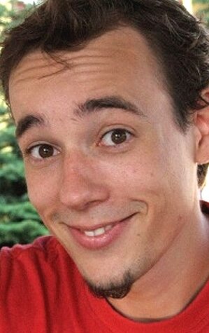 фото Ласло Чуйя