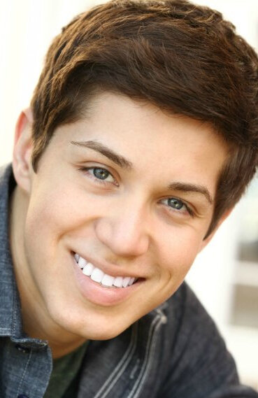 фото Брэндон Ларракуэнте