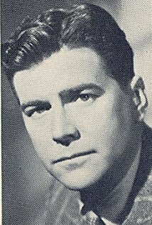 фото Уоррен Дуглас