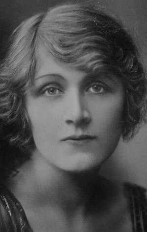 фото Филлис Нильсон-Терри