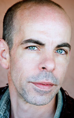 фото Кевин Оуэн МакДональд