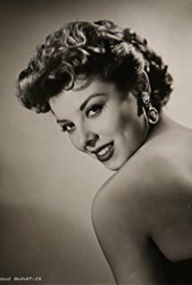 фото Аделл Аугуст