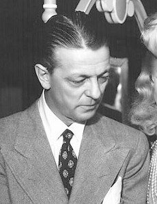 фото Александр Холл