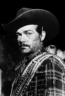 фото Пирс Лайден