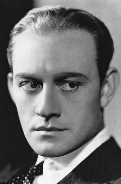 фото Конрад Нэйджел