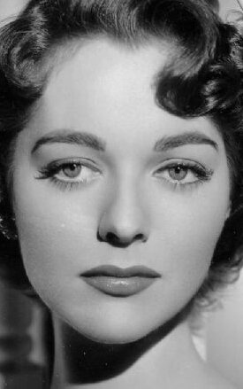 фото Джоан Уэлдон