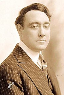 фото Уиллард Мак