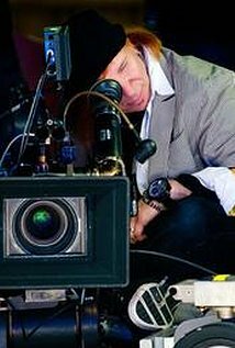 фото Митчелл Стюарт