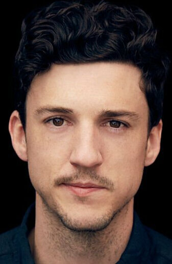 фото Бенжамин Брюэр