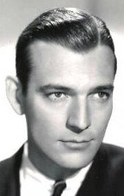 фото Смит Бэлью