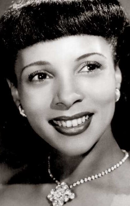 фото Хадда Брукс