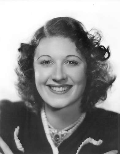 фото Джоан Дэвис