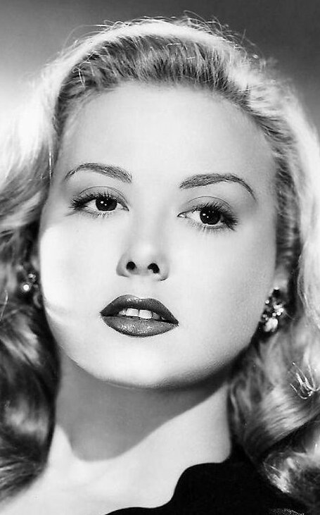 фото Аделе Мара