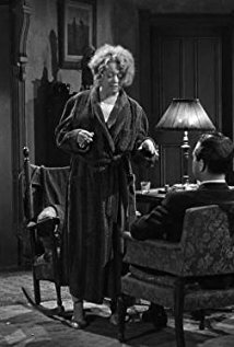 фото Эстер Ховард