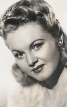 фото Джун Стори