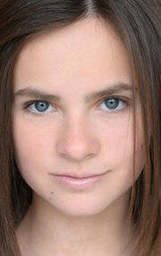 фото Эмили Хан