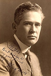 фото Генри Холл