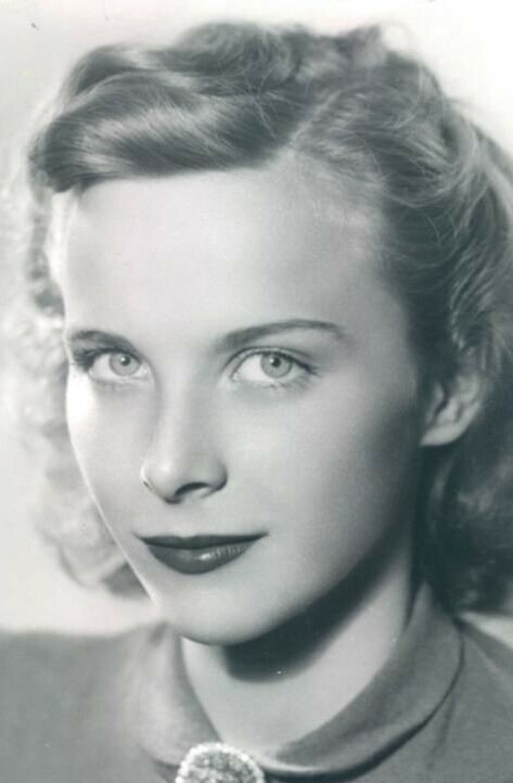 фото Джоан Тецел