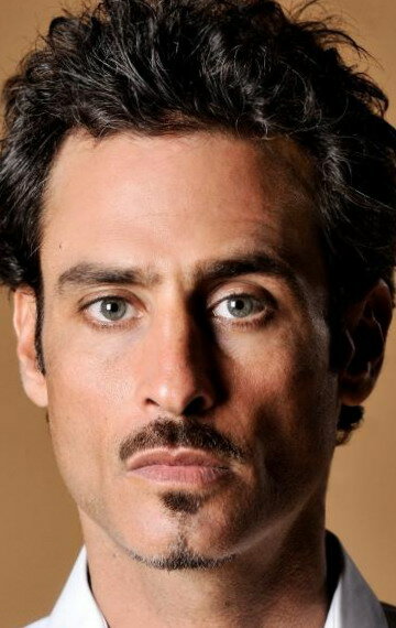 фото Раз Деган